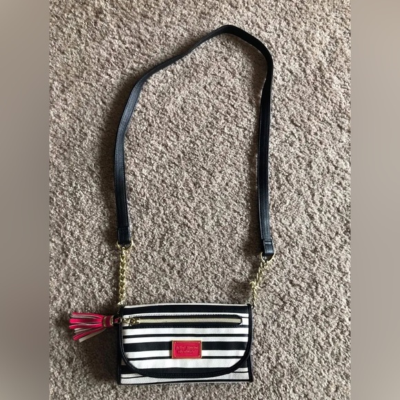 Betsey Johnson cross body wallet purse - Picture 1 of 2